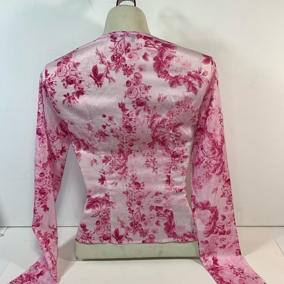 Pretty Little Thing Corestry Blouse - Picture 3 of 5